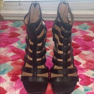 Black Wedges